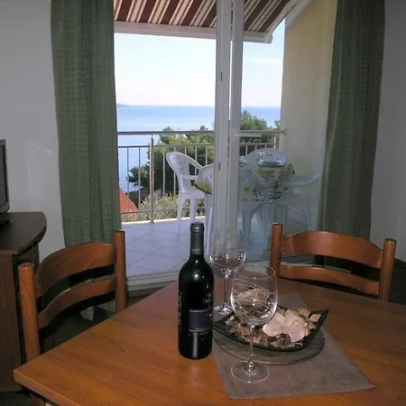 In Okrug Gornji With Sea View, Terrace, Air Conditioning, Wifi 5069-4 Apartment Trogir